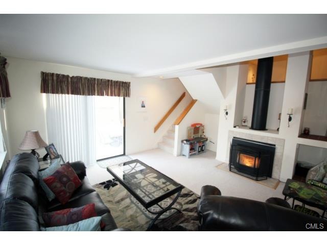 21 Eagle Rock Hill unit 21, Bethel, CT 06801 - photo 1