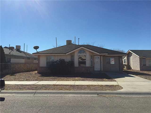 290 Barrel Cactus Dr, Horizon City, TX 79928 - photo 1