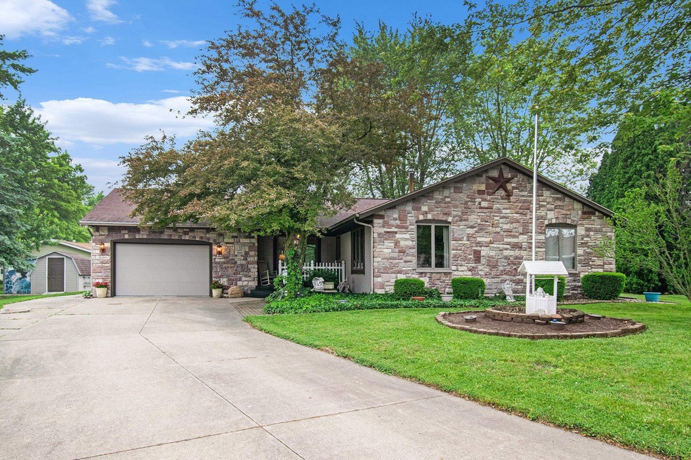 1358 Penny Ln, Nappanee, IN 46550 - photo 1