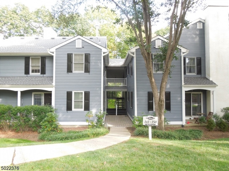 148 Countryside Dr, Basking Ridge, NJ 07920 - photo 1