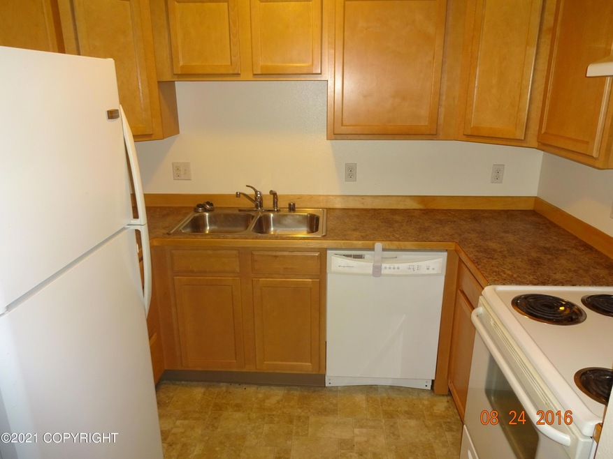 1331 W 26th Ave unit 5, Anchorage, AK 99503 - photo 1