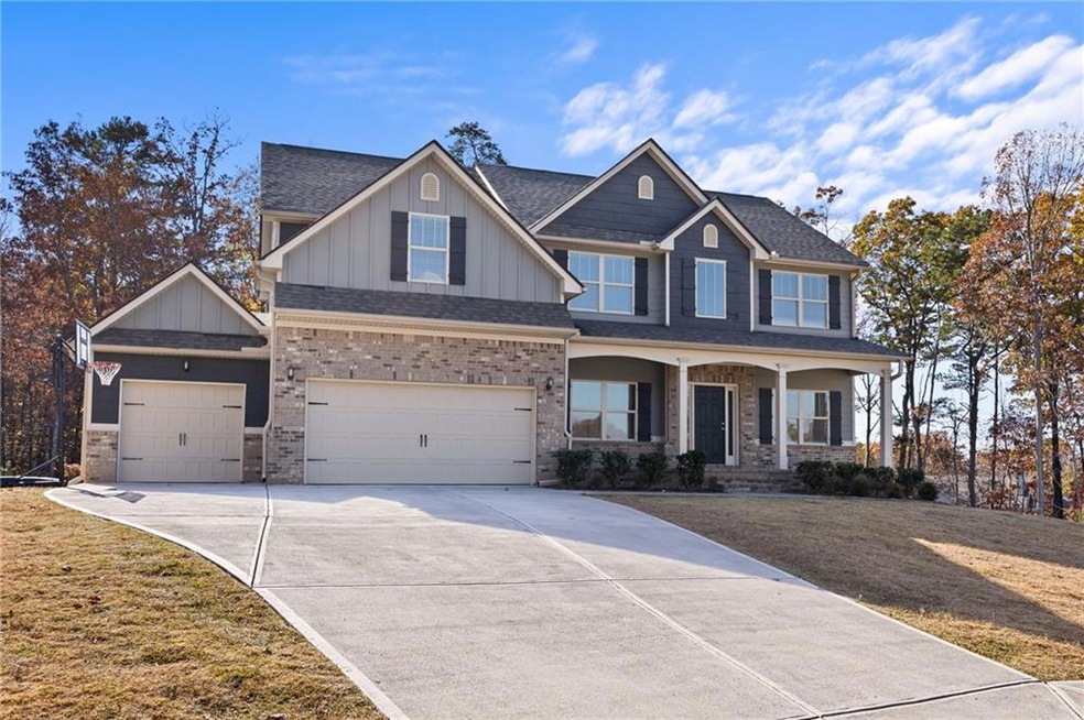 Craftsman house with 2.5 car garage. The 3rd garag