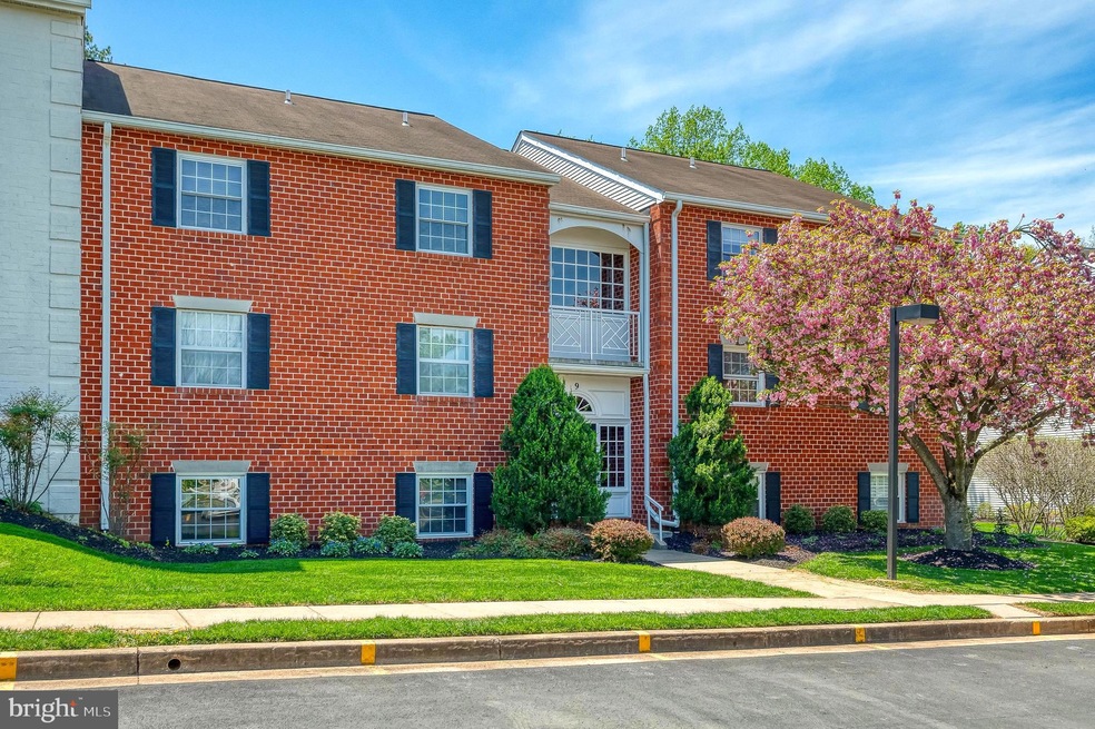 9 Elphin Ct unit 101, Lutherville Timonium, MD 21093 - photo 1