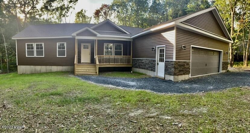 247 Aspen Dr, Milford, PA 18337 - photo 1