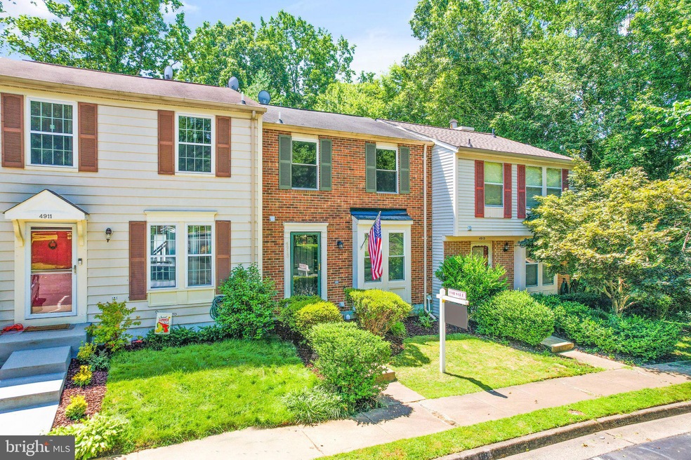 4913 Sugar Maple Ln, Dumfries, VA 22025 - photo 1