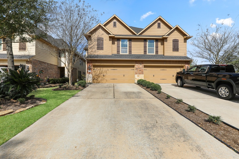 The Seth Brothers Team Welcomes you to 13518 Fawn Lily Drive!