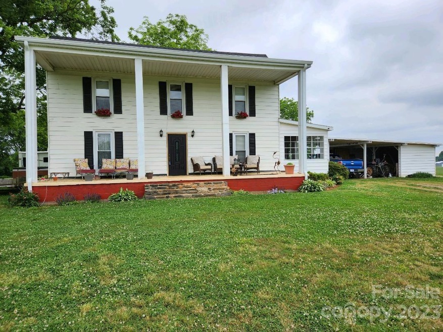 127 Reeves Rd, Statesville, NC 28625 - photo 1