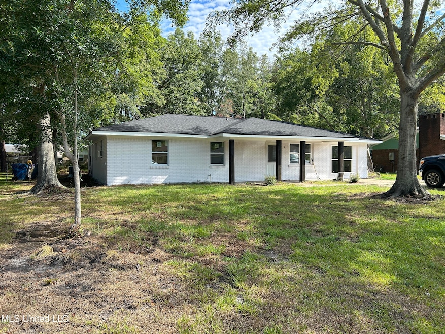 2705 Hargrove Dr, Ocean Springs, MS 39564 | MLS# 4058335