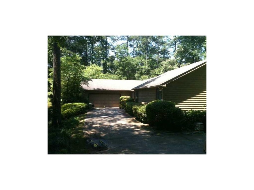Exterior Front. Located on a cul de sac