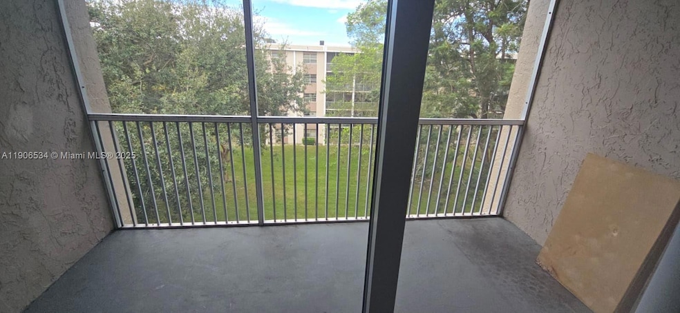 For Rent $1,400/month