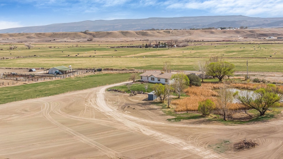 1940 10 Rd, MacK, CO 81525 - photo 1