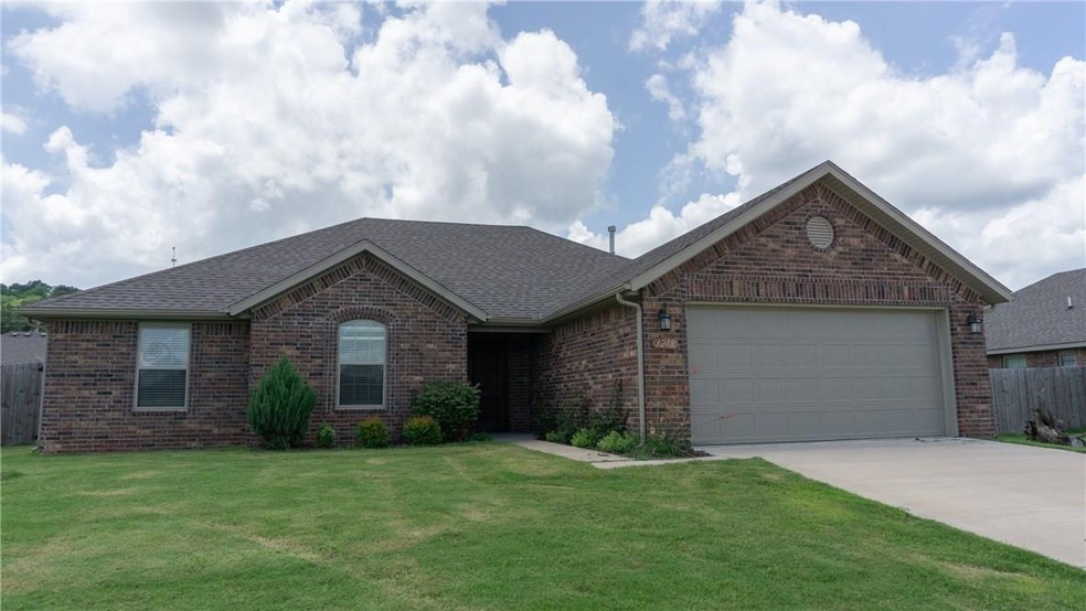 1278 Silver Oak St, Elkins, AR 72727 - photo 1