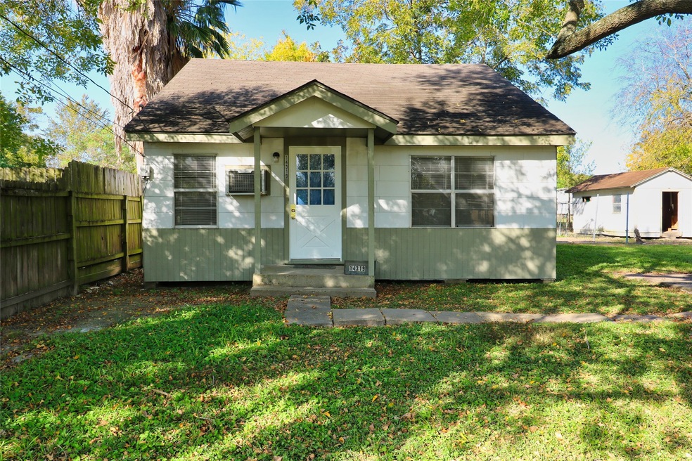14319 Brownsville St, Houston, TX 77015 - photo 1