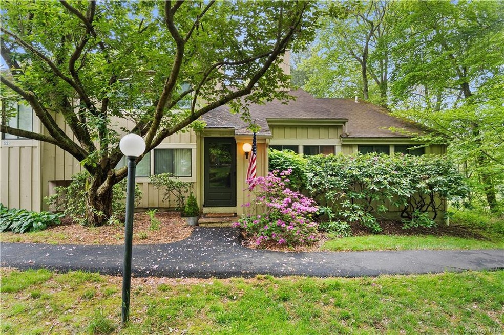 223 Lakeside Dr, South Salem, NY 10590 - photo 1