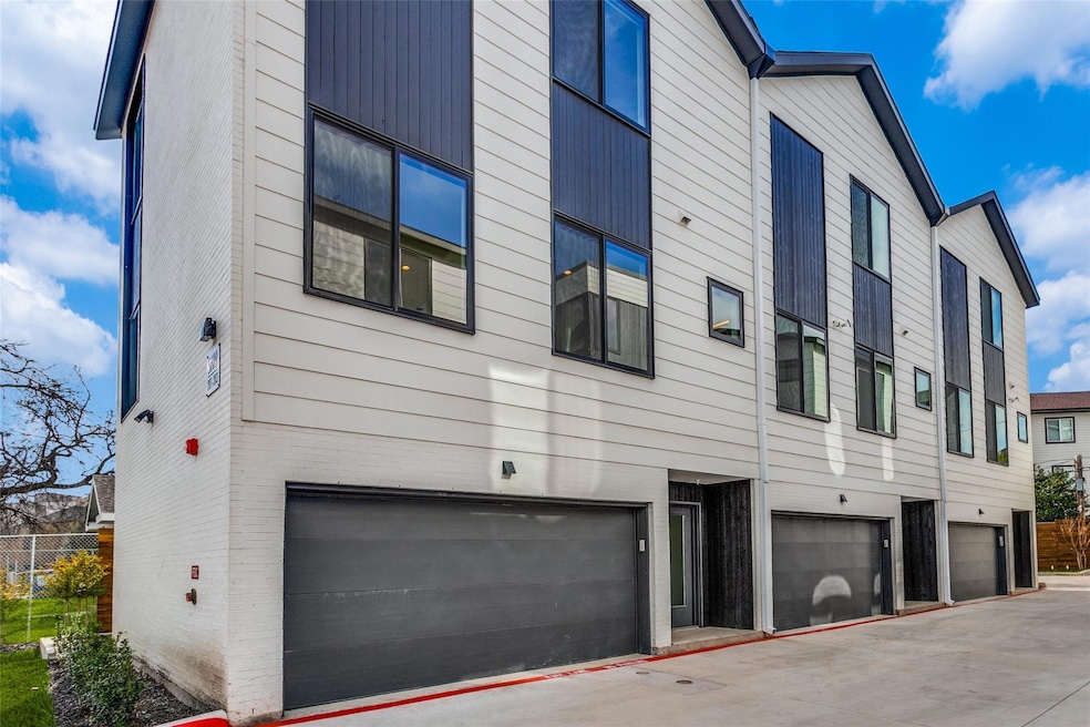 5609 Live Oak St unit 404, Dallas, TX 75206 - photo 1