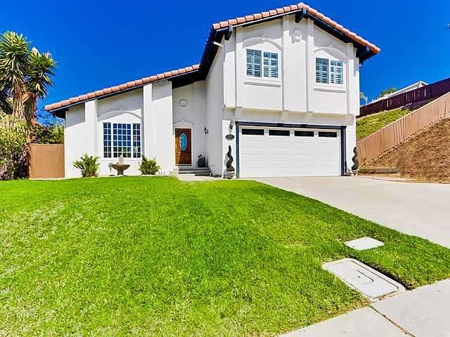 Wonderful home on a lovely cul-de-sac street!
