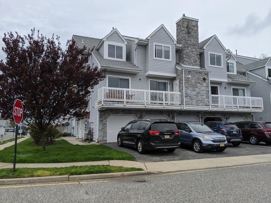 209 Schley Ave unit 9, Toms River, NJ 08755 - photo 1