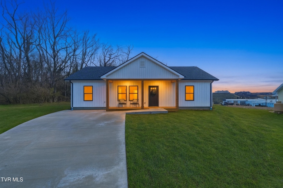 417 Elbert Way, Bristol, VA 24202 - photo 1