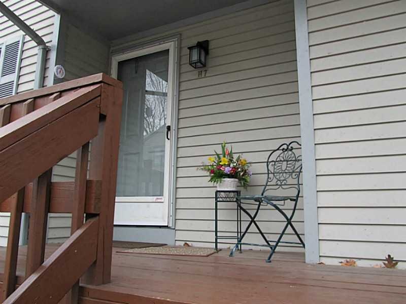 1603 Plainfield Pike unit H7, Johnston, RI 02919 - photo 1