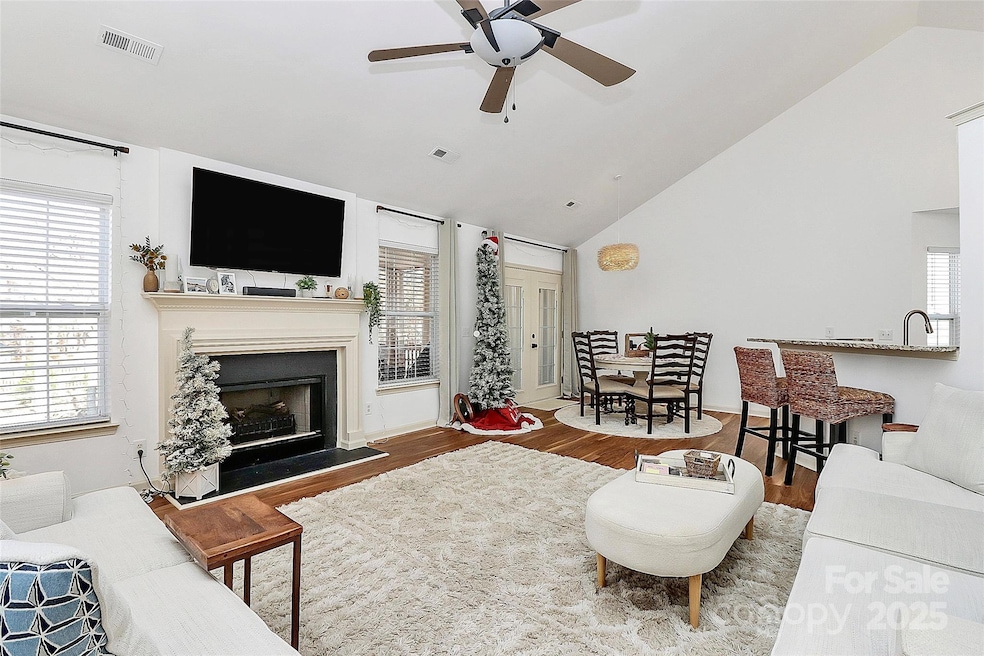 13217 Peacock Ln unit 107, Charlotte, NC 28215 - photo 1