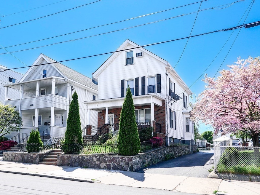 Sold $940,000 • Co-Listing Agent