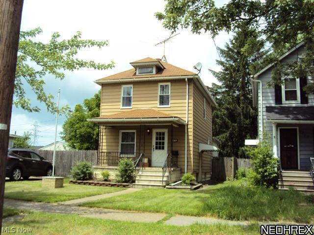2327 E 29th St, Lorain, OH 44055 - photo 1