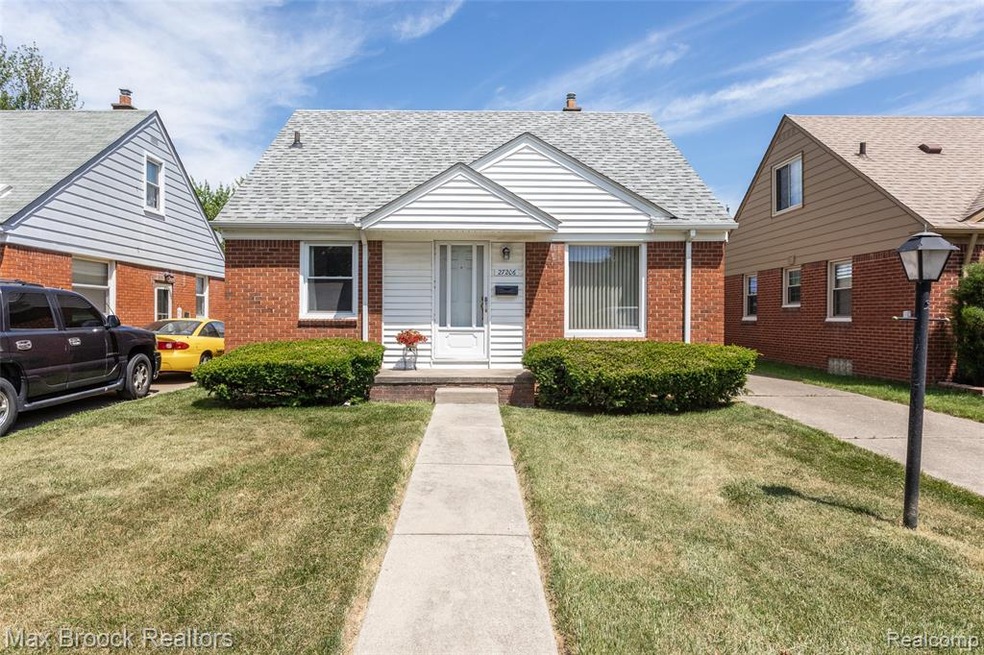 27206 Leroy St, Roseville, MI 48066 - photo 1