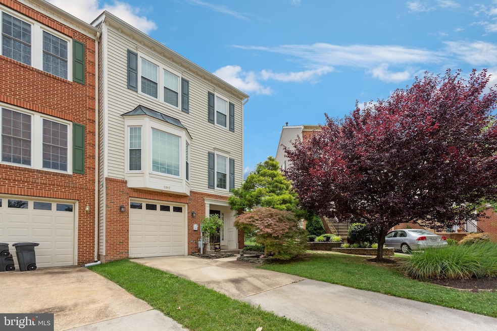 5917 Fox Glen Ct, Elkridge, MD 21075 - photo 1