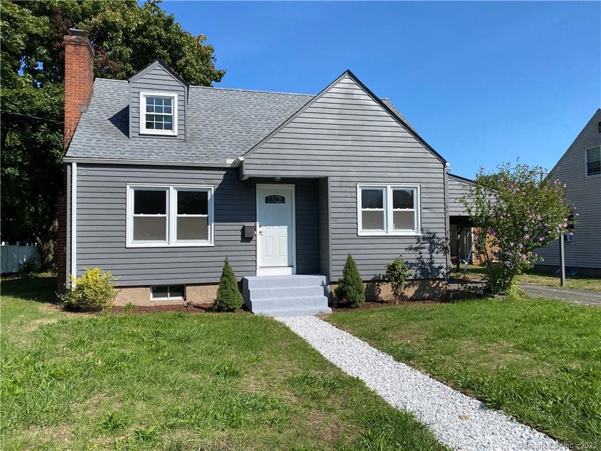 Welcome to 31 Edison Rd. ~ Move in ready Cape in a