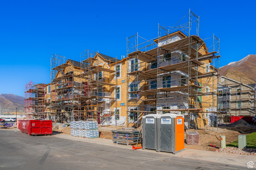 4655 Alder Dr unit H302, Spanish Fork, UT 84660 - photo 1