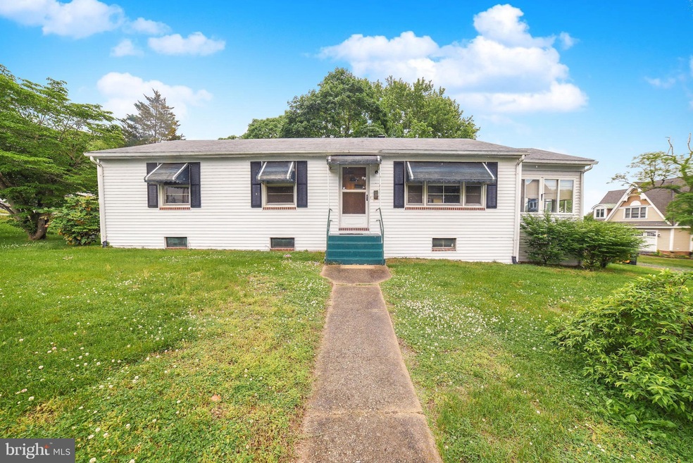 22560 Washington St, Leonardtown, MD 20650 - photo 1