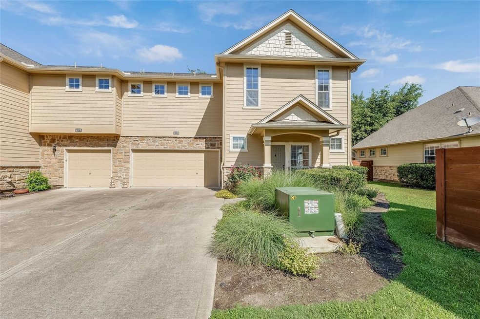 End unit with plenty of natural light