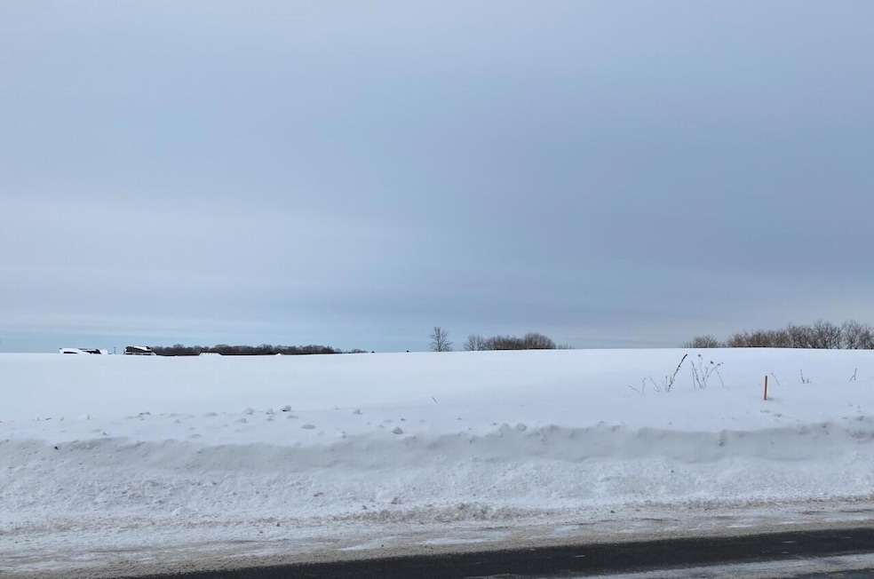 lot 001 from River Bend Rd facing N