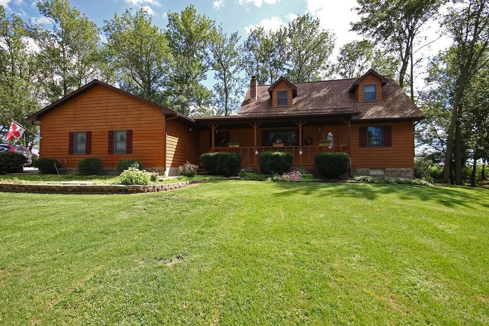 23633 Ricter Ct, Circleville, OH 43113 - photo 1