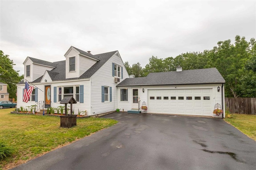 181 Chestnut Hill Rd, Rochester, NH 03867 - photo 1