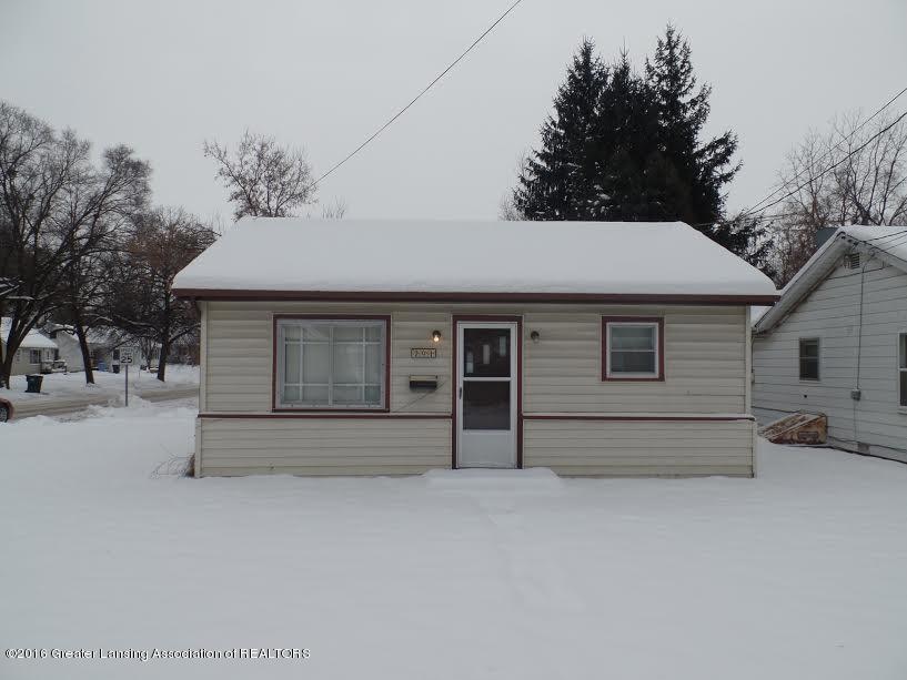 701 W Holmes Rd, Lansing, MI 48910 - photo 1