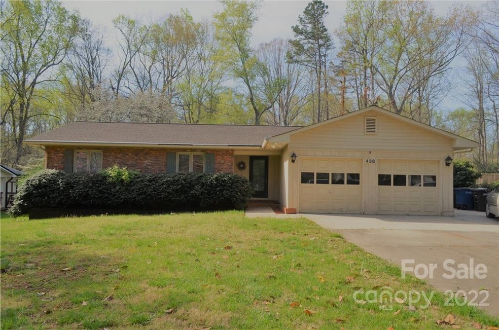 438 Millsaps Rd, Statesville, NC 28625 - photo 1