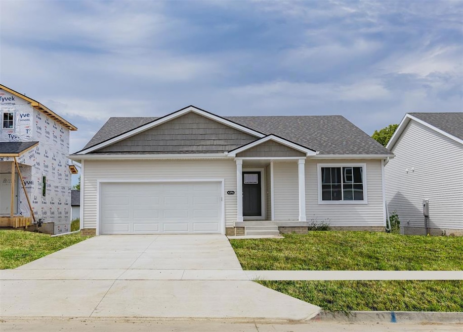 4396 Honey Bee Ridge, Des Moines, IA 50317 - photo 1