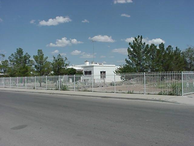 126 Helms Rd, El Paso, TX 79907 - photo 1