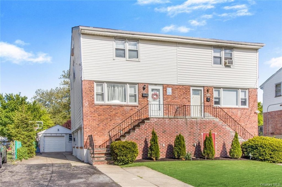 240 Hoover Rd, Yonkers, NY 10710 - photo 1