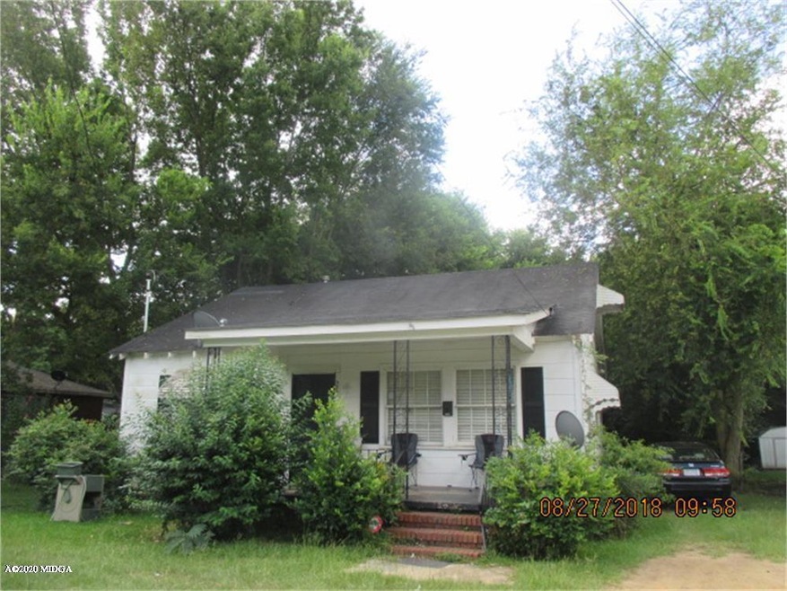 582 Moreland Ave
