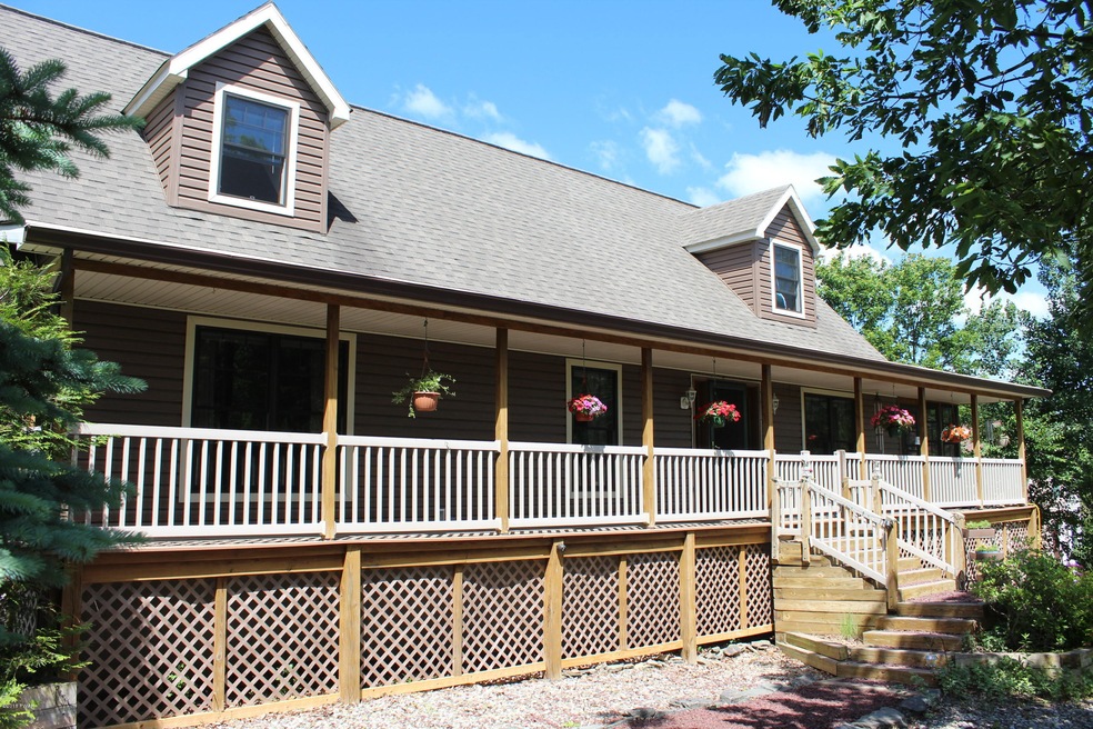 232 Maple Ridge Dr, Lords Valley, PA 18428 - photo 1