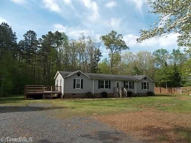5853 Nc Highway 49 S, Denton, NC 27239 - photo 1