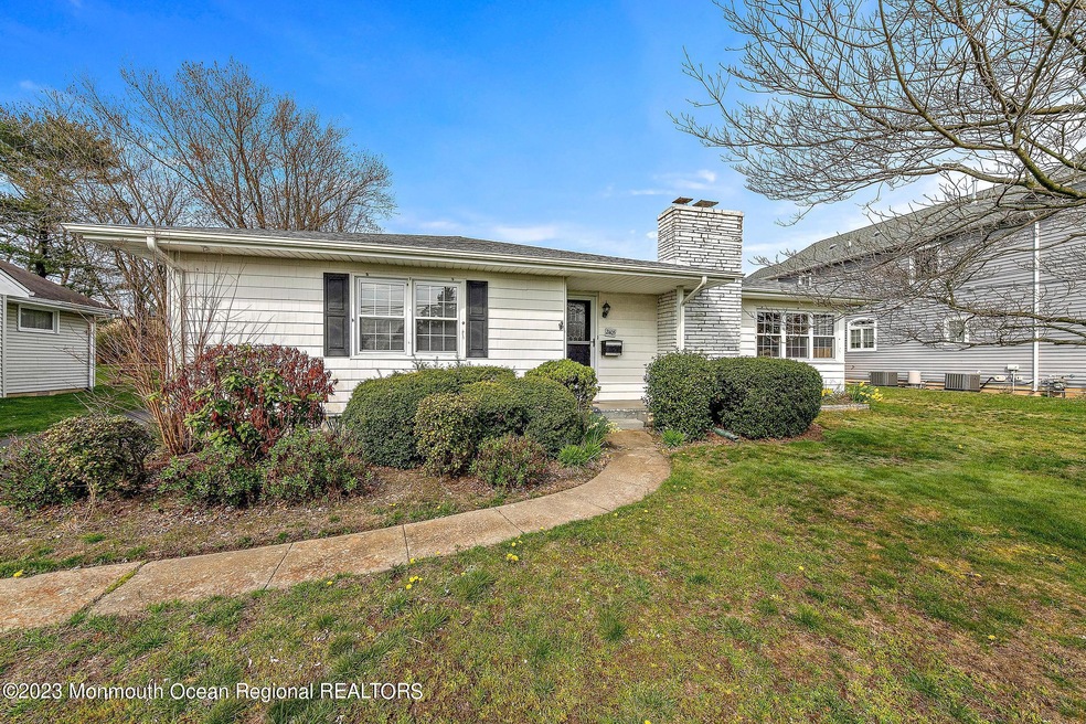 2405 Old Mill Rd, Spring Lake, NJ 07762 - photo 1