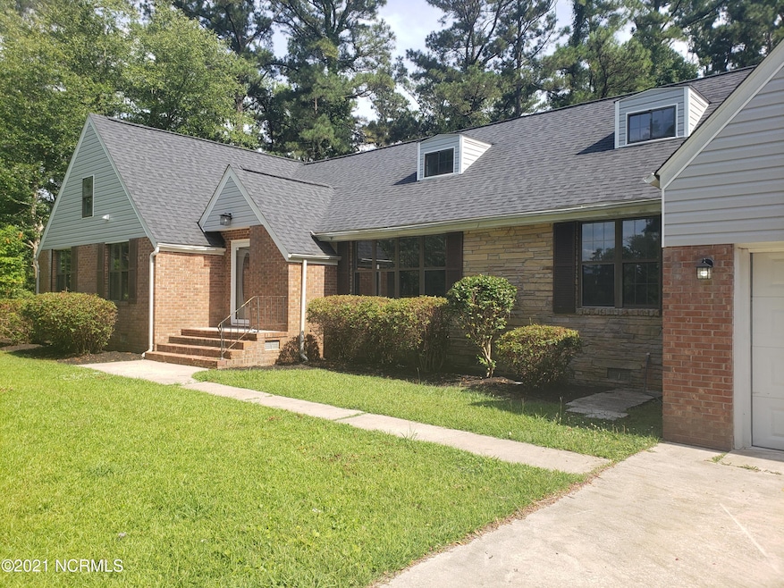 2206 Colony Plaza, Jacksonville, NC 28546 - photo 1