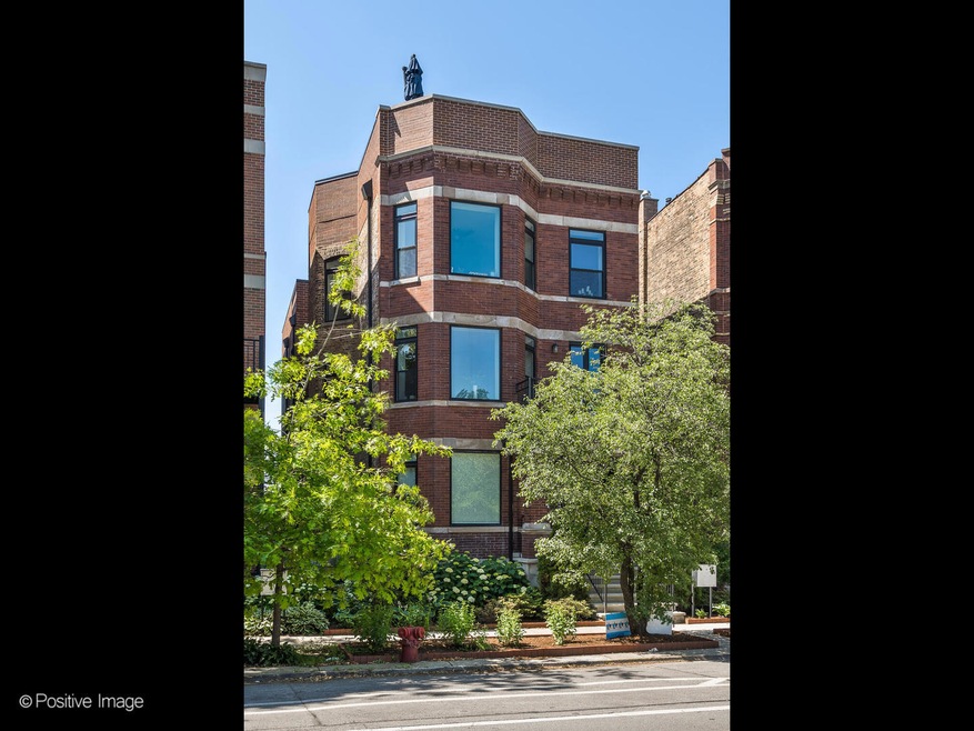 2315 W Roscoe St unit 1, Chicago, IL 60618 - photo 1