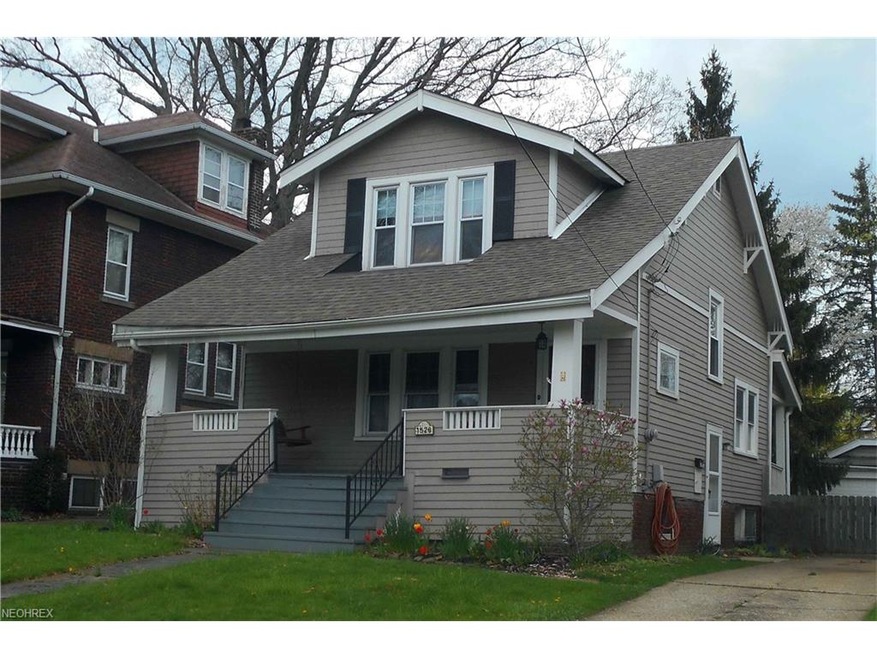 Craftsman Style Colonial