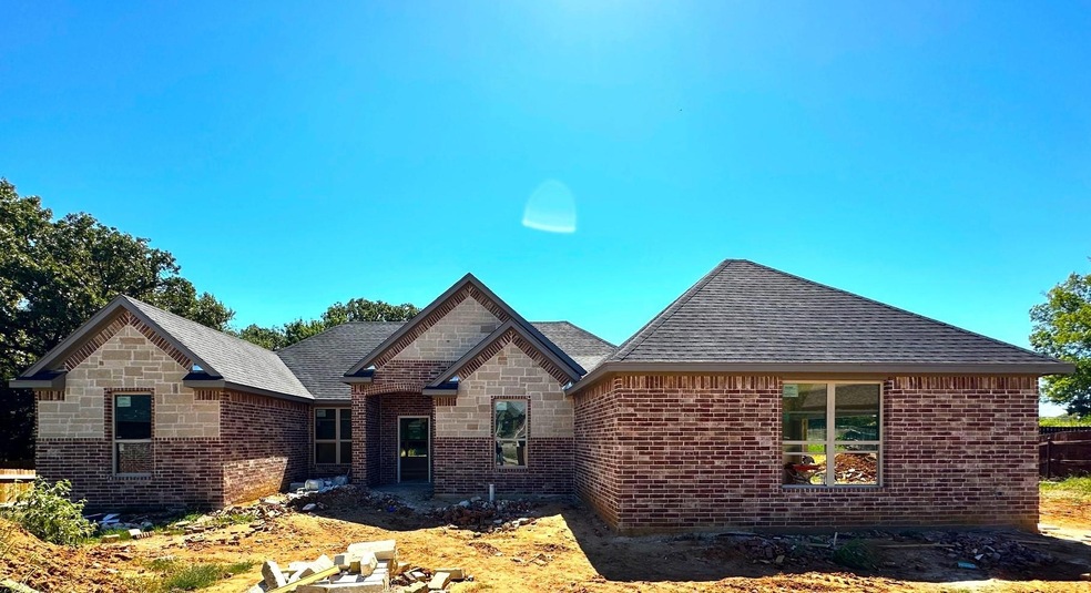 1108 Little Creek Dr, Denison, TX 75020 - photo 1