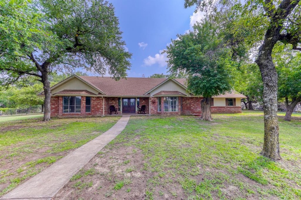 5920 N Fm 51, Weatherford, TX 76085 - photo 1