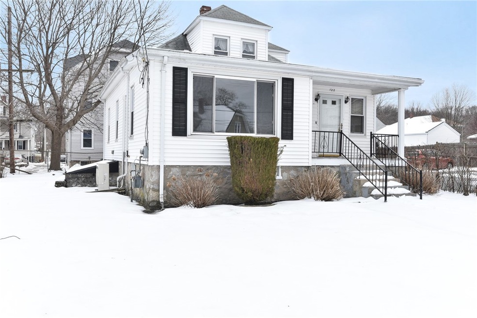 122 Angell St, Woonsocket, RI 02895 - photo 1